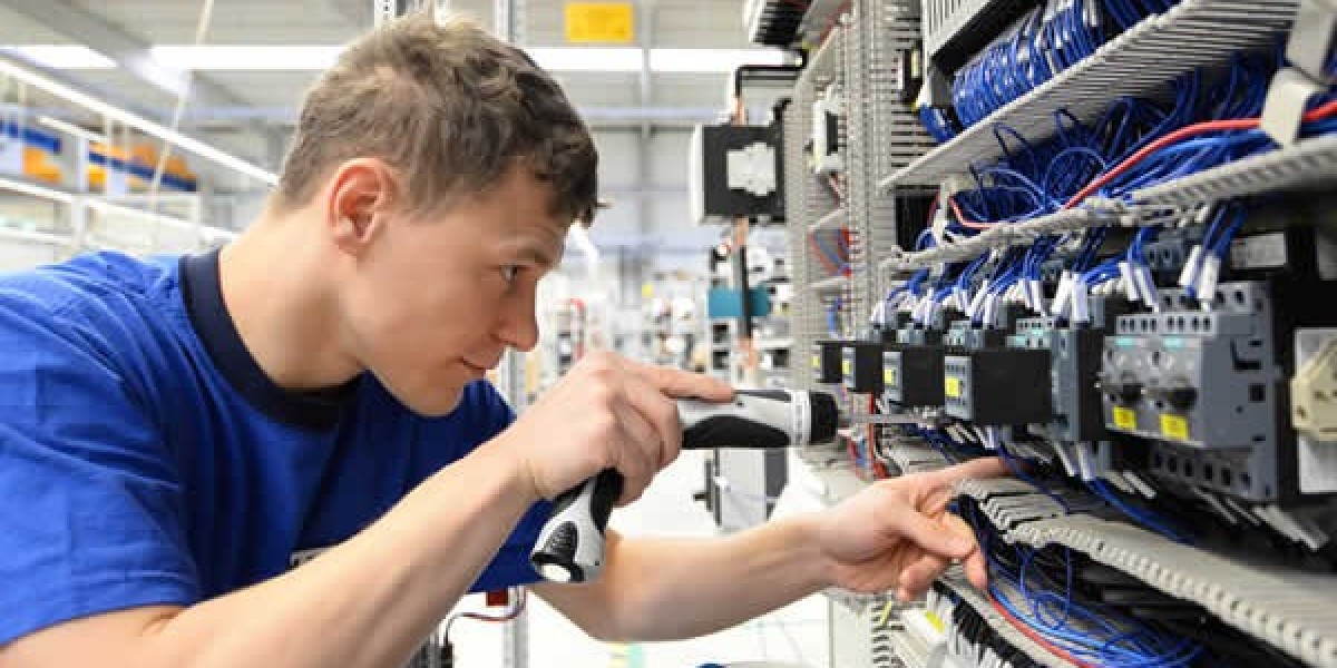 Powering Up London: The Top Electrical Companies Lighting the City