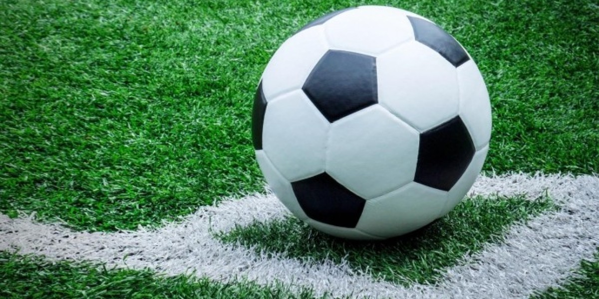 What is a Yellow Card Bet? A Comprehensive Guide for Bettors