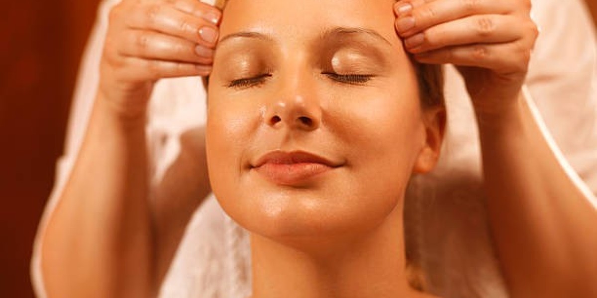 Treatment for Holistic Migraine at MUPPRA Kerala Ayurveda