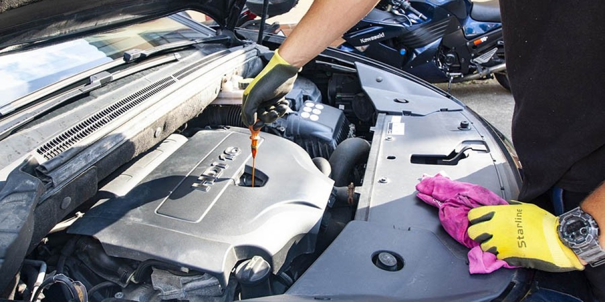 Visit the Best Engine Oil Shop in Lahore & Save Your Engine Life