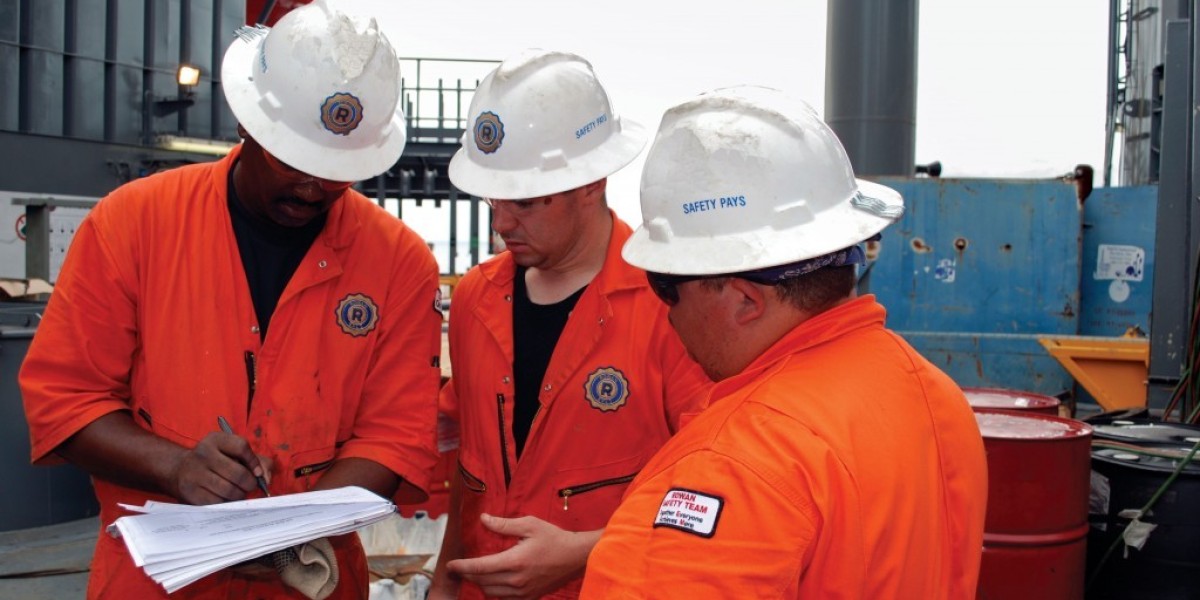 Top Tips for Managing NEBOSH Course Fee in Pakistan on a Tight Budget