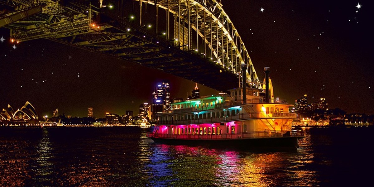 Why Choose a Sydney Dinner Cruise for Your Next Outing?