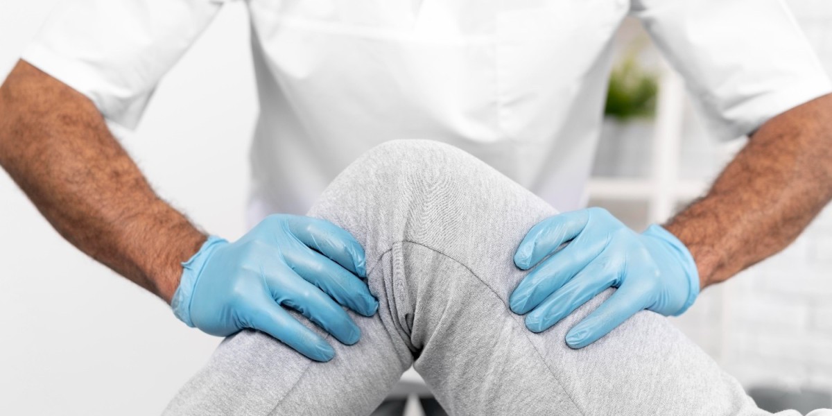 Total Knee Replacement Surgery: Myths vs. Facts