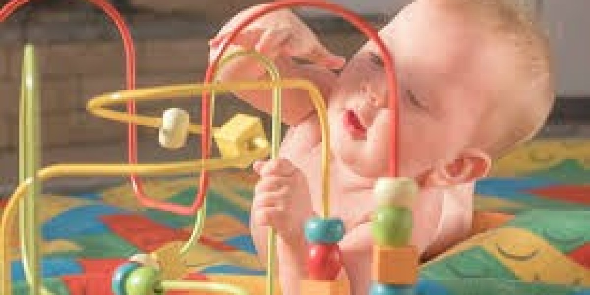 How to Support Your Baby’s Crawling Journey