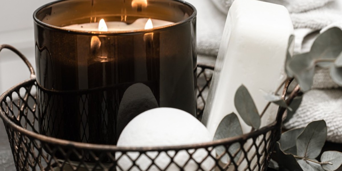 5 Classic Fall Home Scents That Are Always In Style