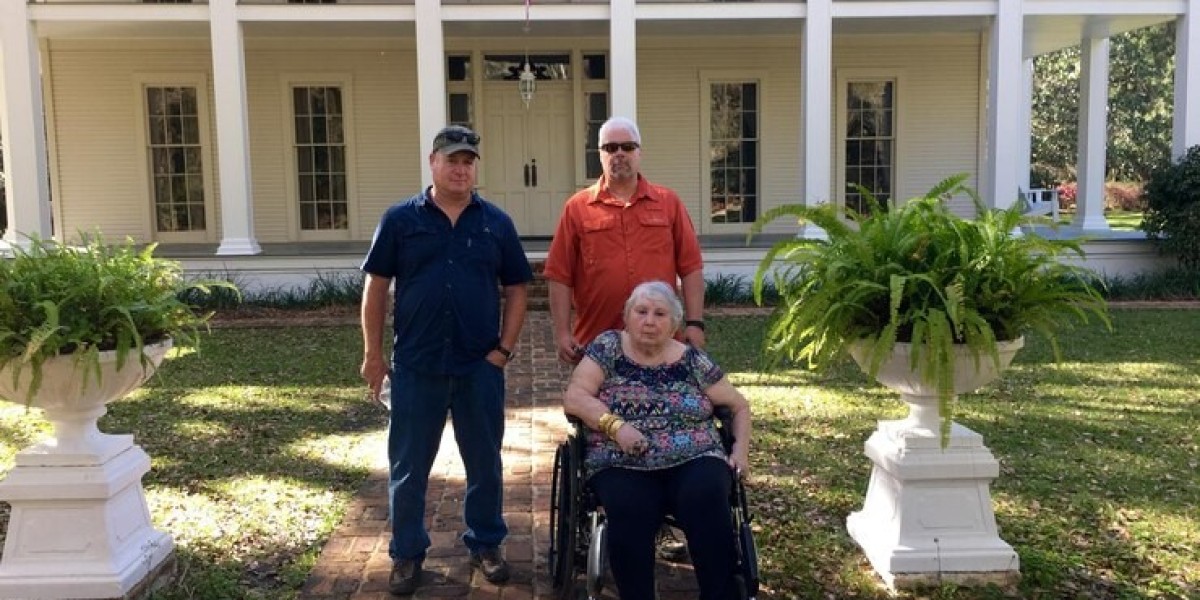 Looking for the Best Memory Care in Tomball? Here’s What You Need to Know!