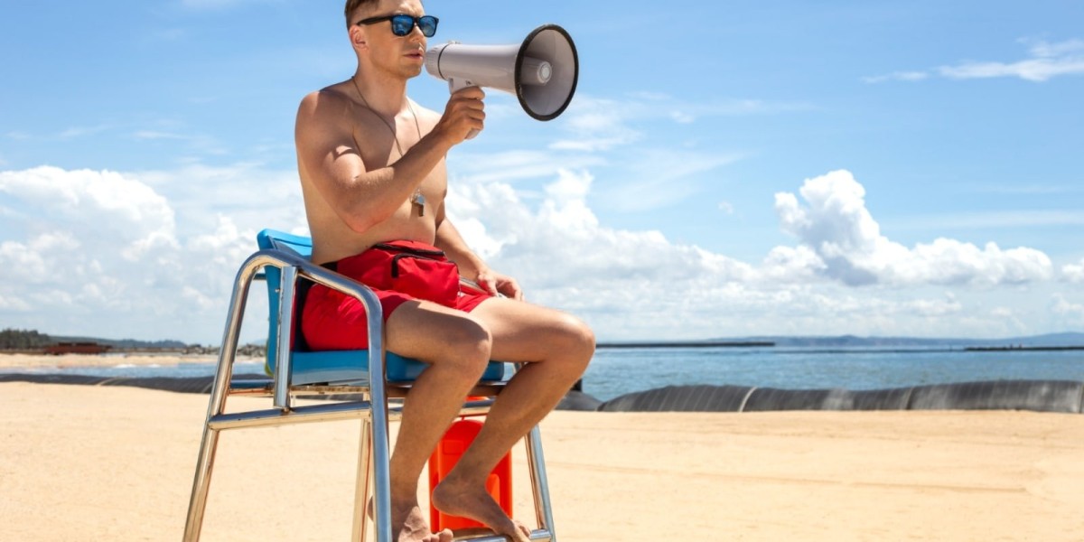 The Importance of CPR and First Aid for Lifeguards in 2025