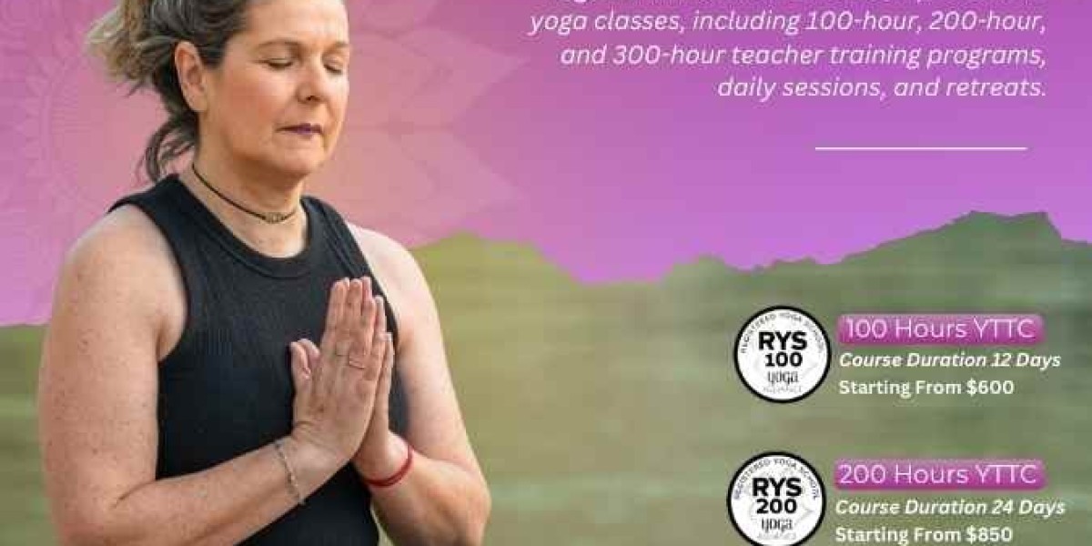 Best 200 Hours Yoga Teacher Training in Rishikesh