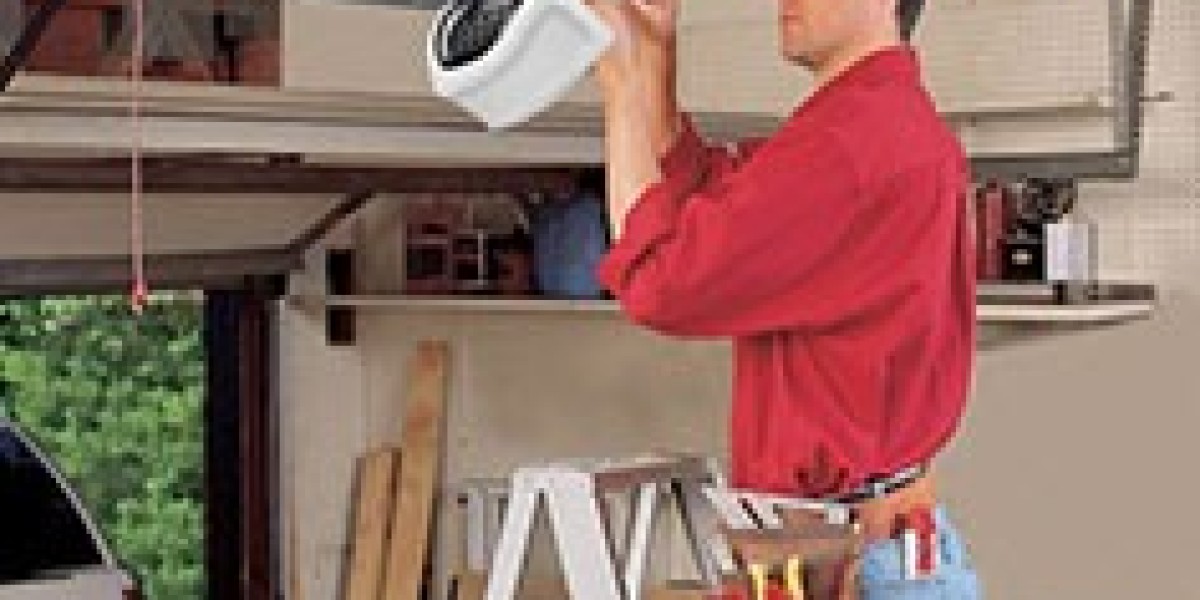 GARAGE DOORS: REPAIR BY EXPERTS IN DUBAI