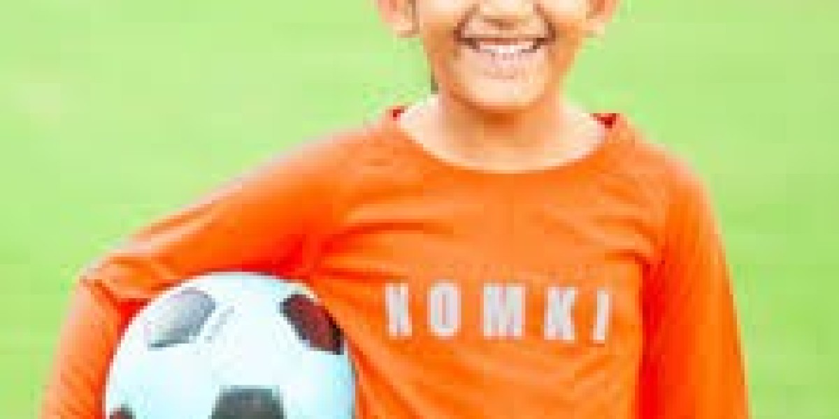 Cherishing Childhood, One Outfit at a Time – Nom-ki
