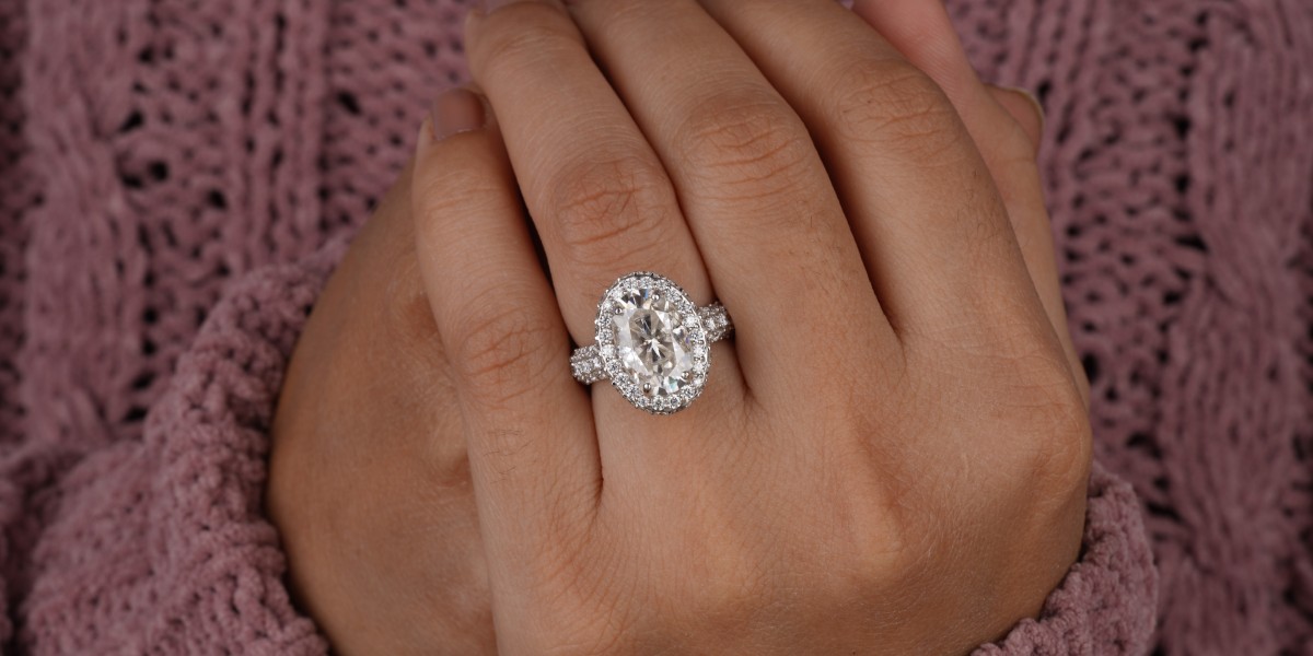 The Art of Elegance: Handcrafted Diamond Rings for Every Style
