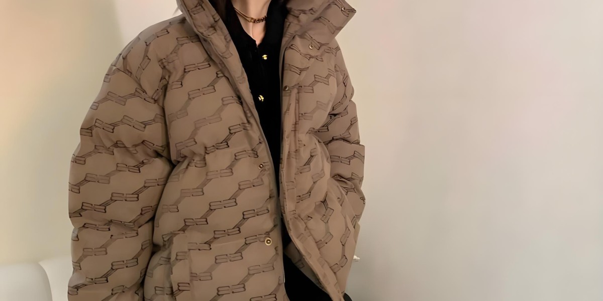 巴黎世家外套：時尚與工藝的極致結合