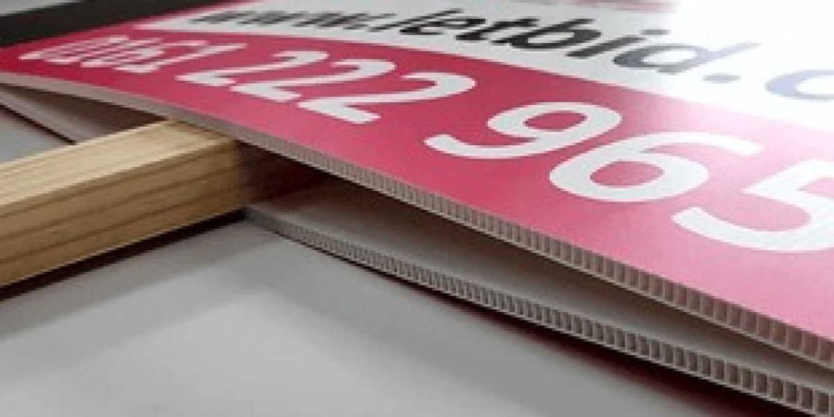 Visibility Face-Off: V Boards Versus Traditional Display Boards