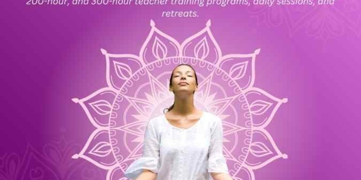 Best 300 Hours Yoga Teacher Training School in Rishikesh