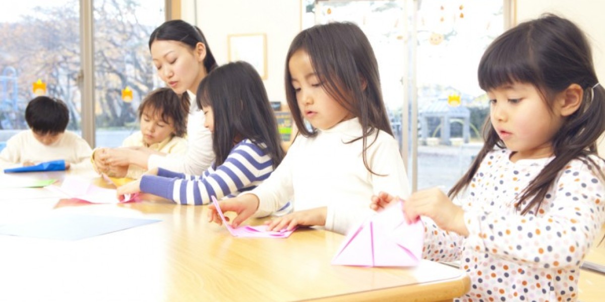 Why Montessori Childcare Is the Right Choice for Your Little One