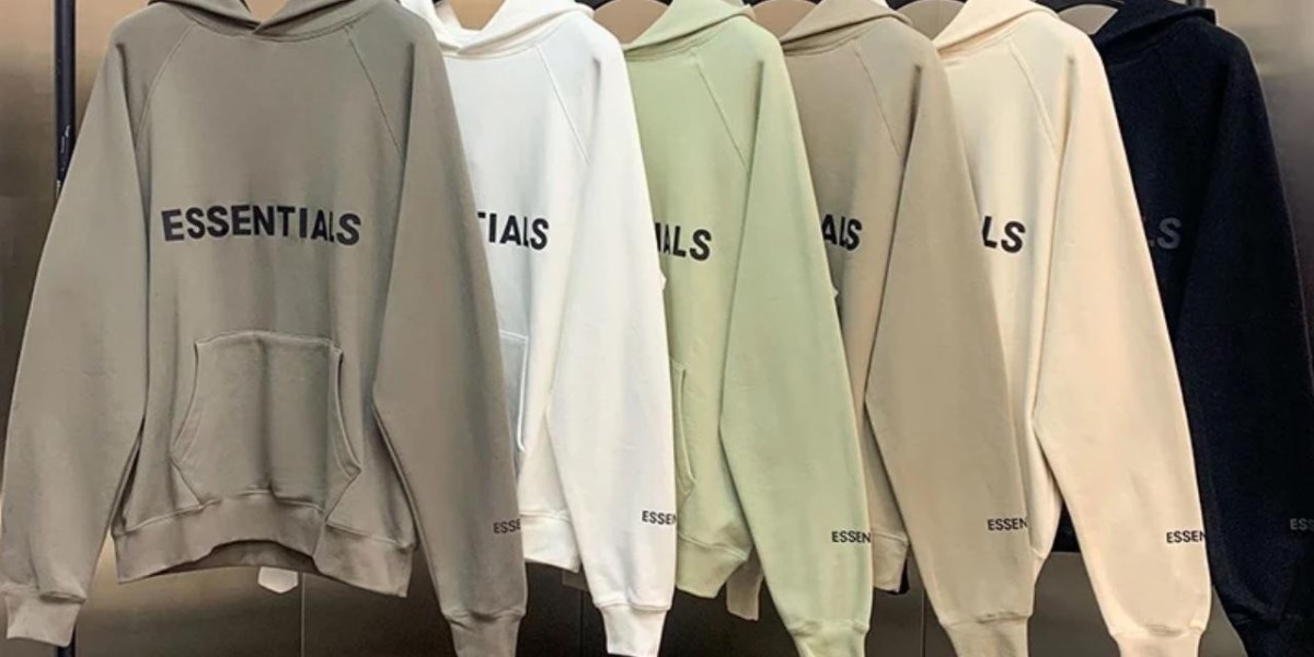 Essential Clothing for a Cozy Winter Wardrobe