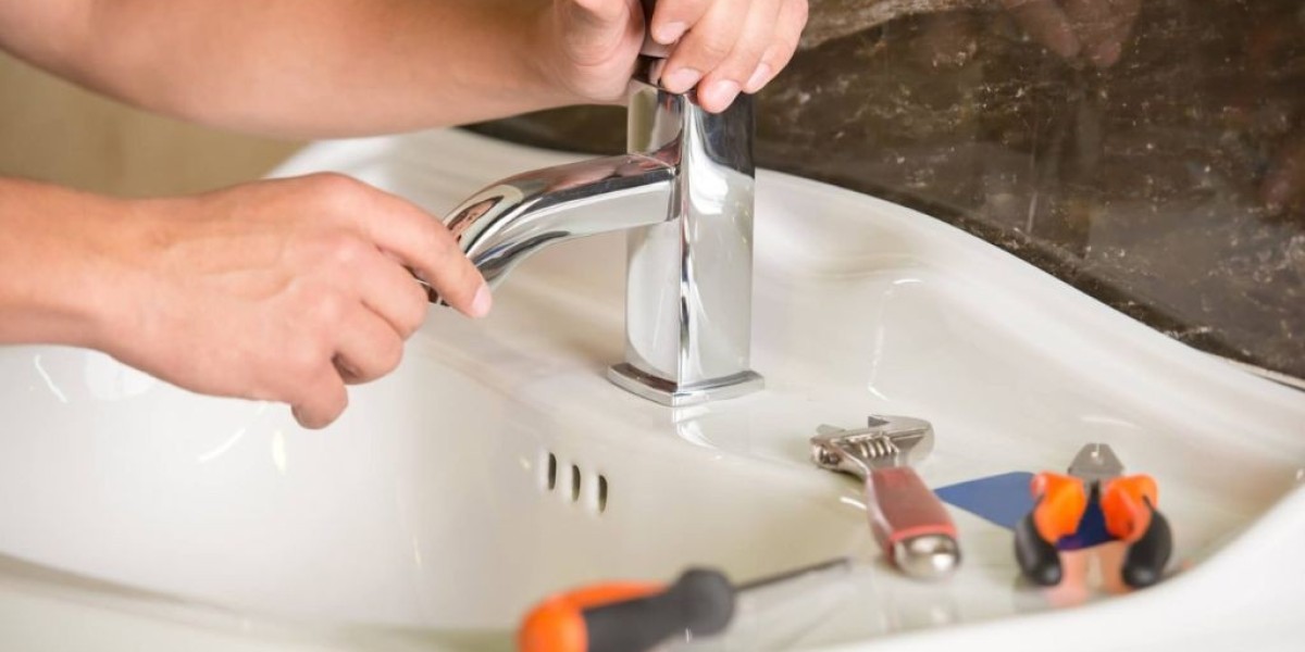 Common Plumbing Issues That Indicate You Need a New Tap