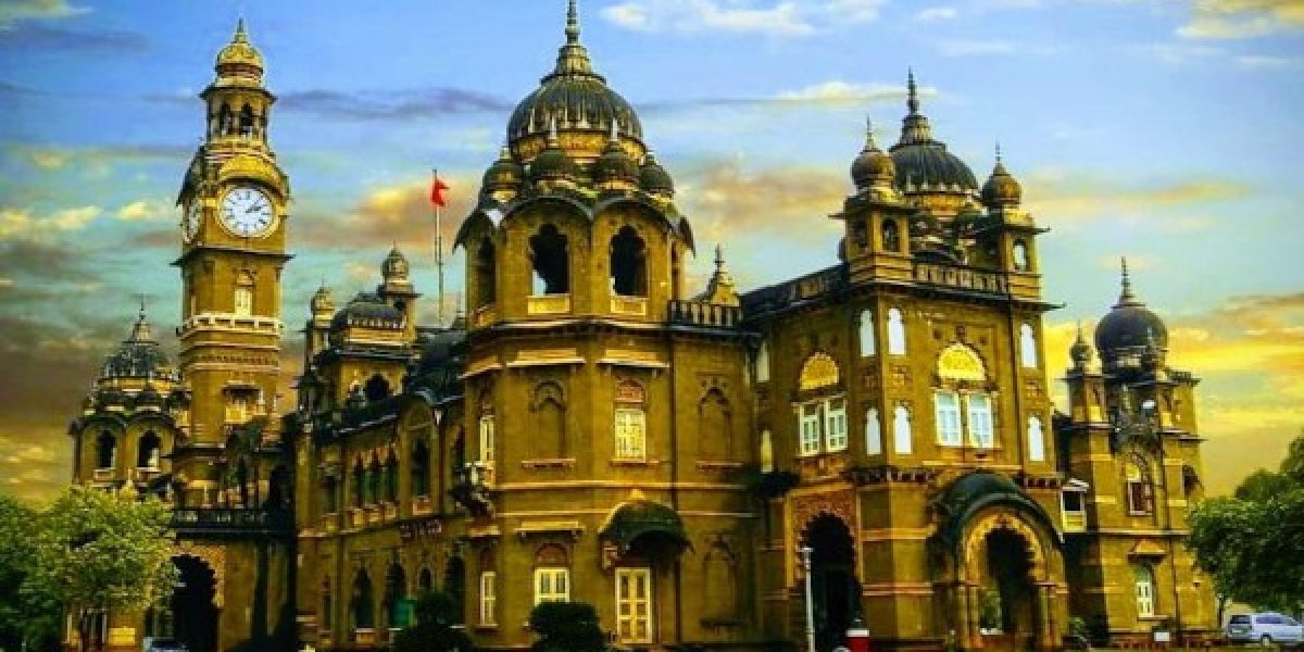 Mumbai to Kolhapur Cab