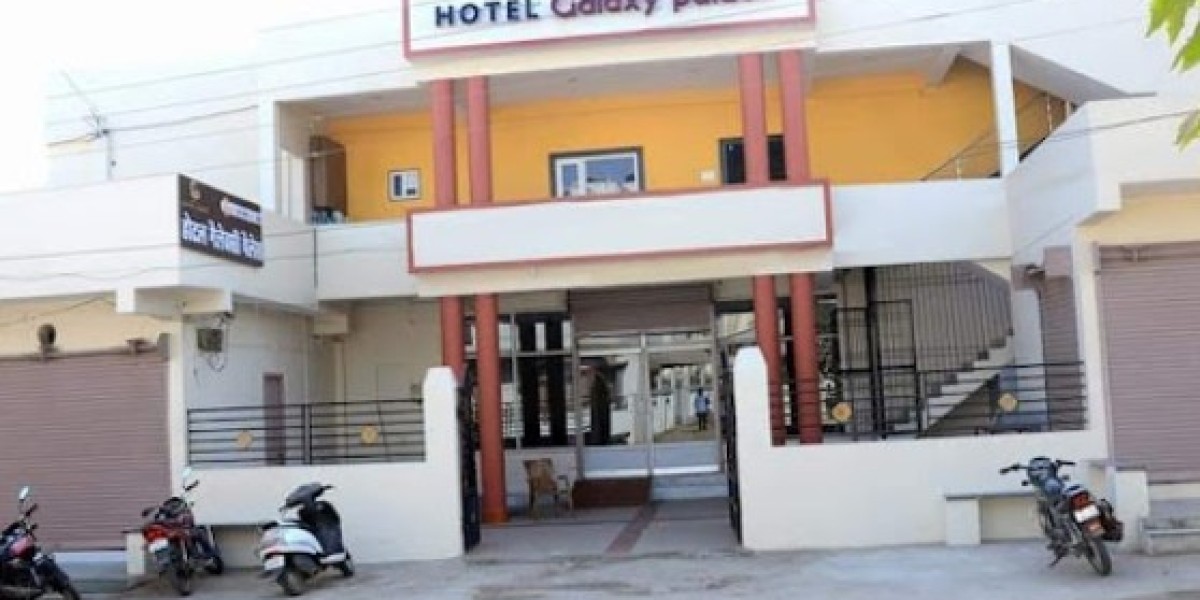Bareli Hotels ideal for family, business or solo stay options
