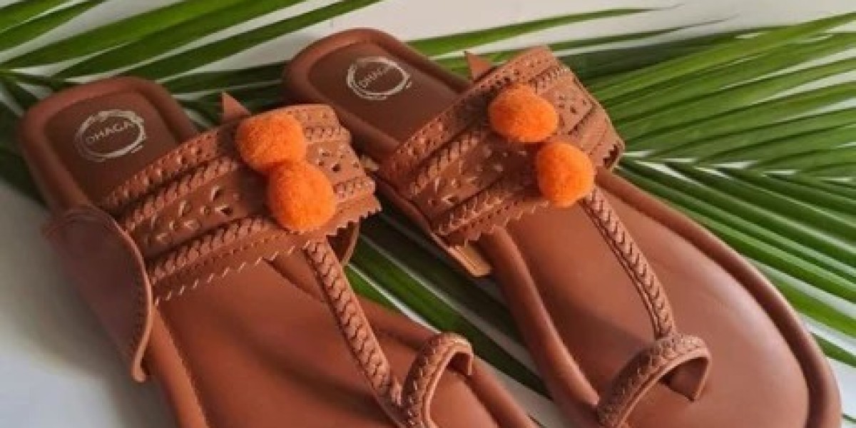 Supportive and Stylish Flat Foot Footwear for Women by Idhaga