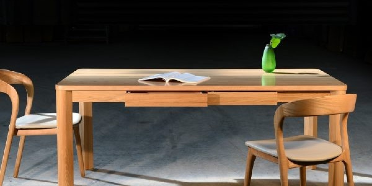 How to choose a solid timber dining table set that ages well？