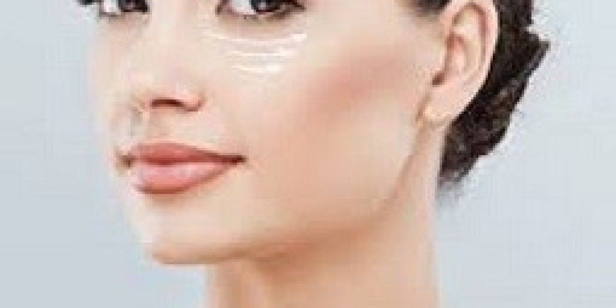 What I Wish I Knew Before Getting Eye Bag Removal in Islamabad