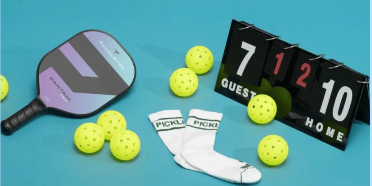 10 Perfect Pickleball Gifts for Him: Serve Up Style & Performance