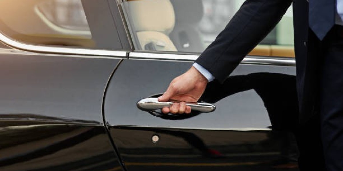 Chauffeur for Paris Air Show: Travel in Style and Comfort to the World’s Premier Aerospace Event