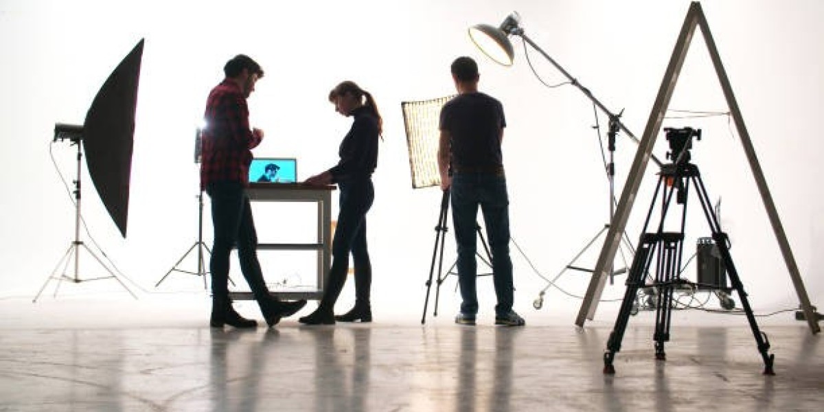 Flexible Hourly and Daily Photo Studio Rental Services