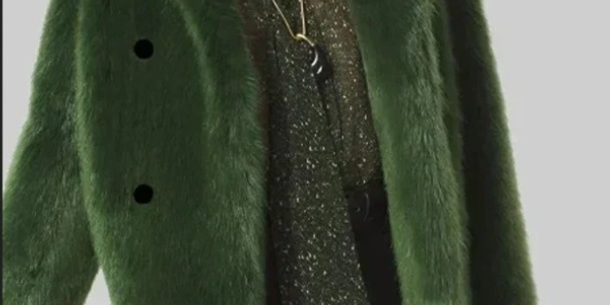 Kaitlin Olson High Potential Outfit: A Bold Blend of Character and Style