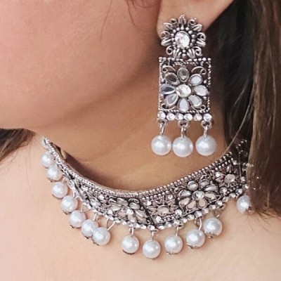 Silver plated Mirror Studded choker necklace set with earrings Profile Picture