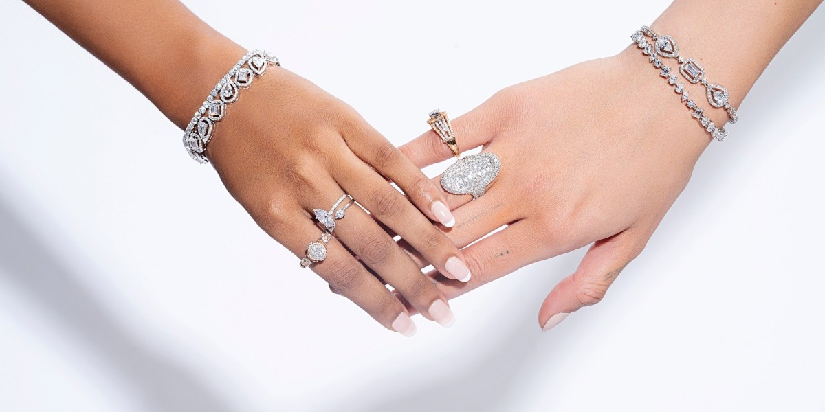 Why Lab Grown Diamond Engagement Rings Are the Future of Ethical Luxury