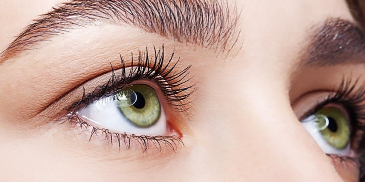 Eyelash Transplants and Ethnicity: Tailoring the Procedure