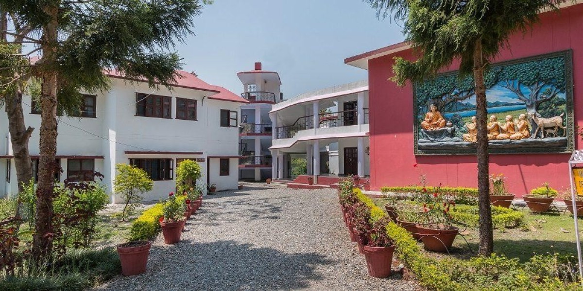 Step into Hospitality: Launch Your Career with Pestleweed College’s Hotel Management Diploma in Dehradun