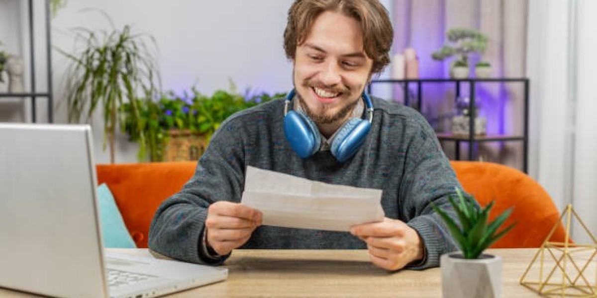 The Role of a College Admissions Consultant in Crafting a Winning Application