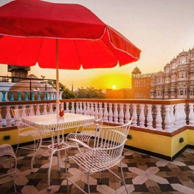 Craving Good Vibes? Explore the Famous Cafes of Jaipur! Profile Picture
